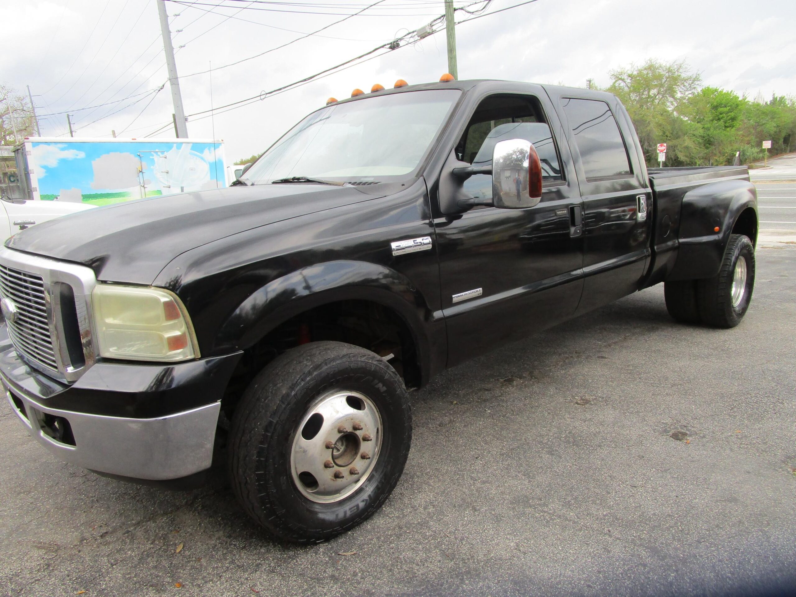 2006 Ford F-350 Super Duty XL